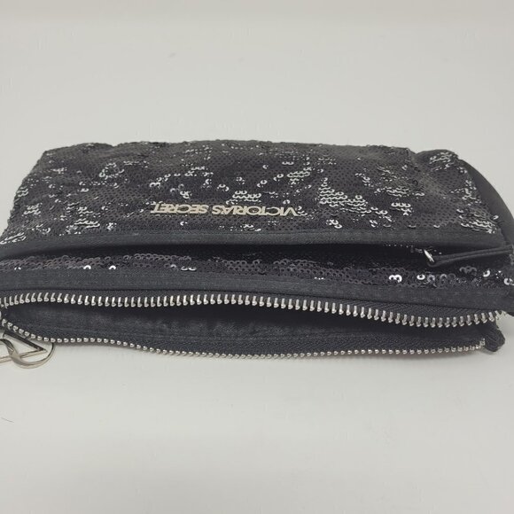Victoria's Secret Vintage Black/Silver Sequined Clutch - Picture 3 of 9